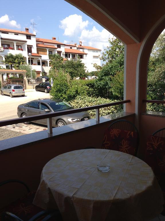 Apartments Zdjelar Porec Phòng bức ảnh