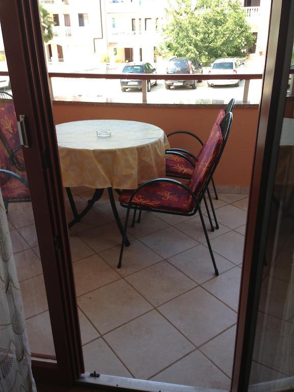 Apartments Zdjelar Porec Phòng bức ảnh