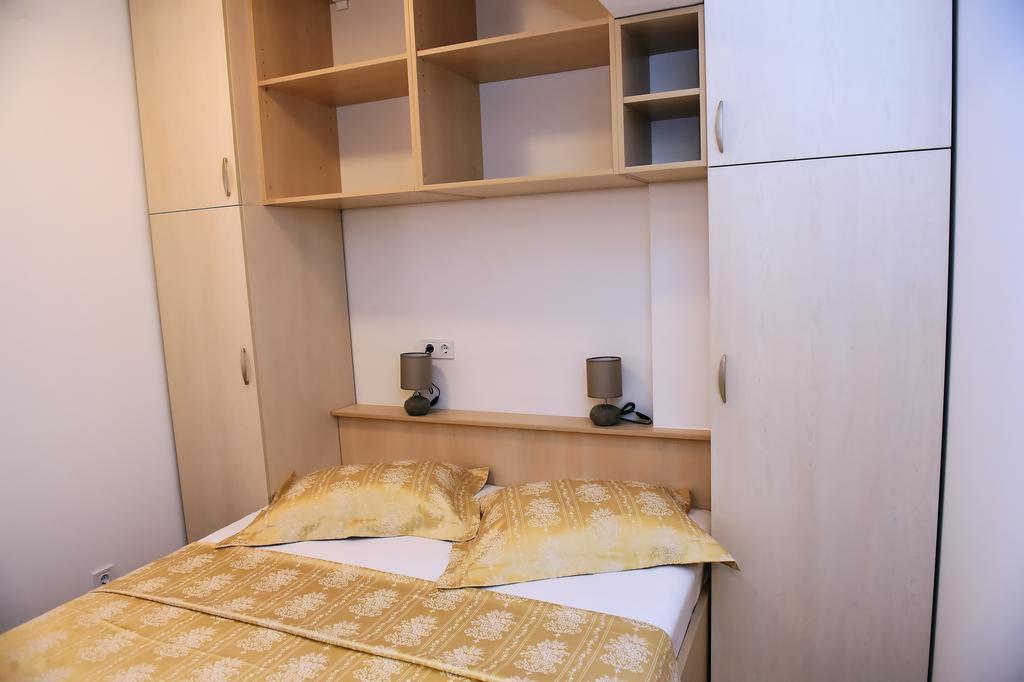 Apartments Zdjelar Porec Ngoại thất bức ảnh
