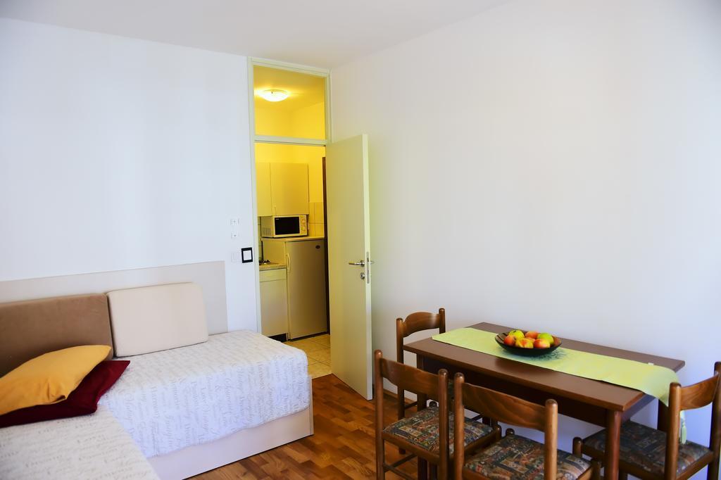 Apartments Zdjelar Porec Ngoại thất bức ảnh