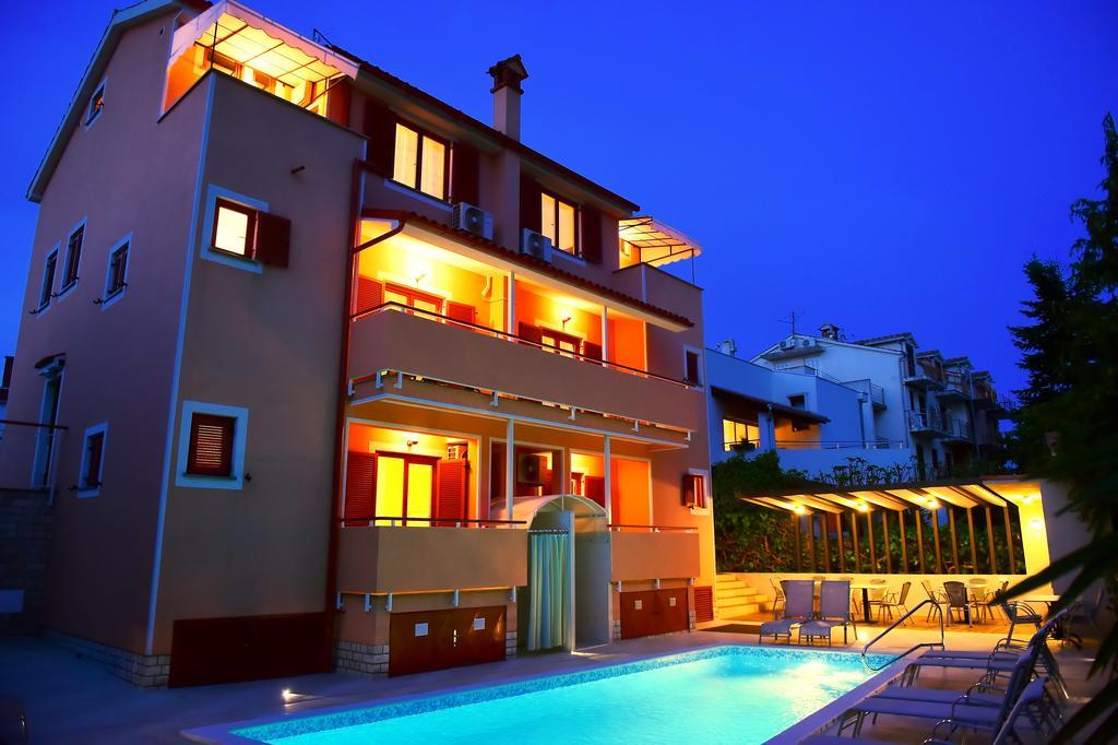 Apartments Zdjelar Porec Ngoại thất bức ảnh