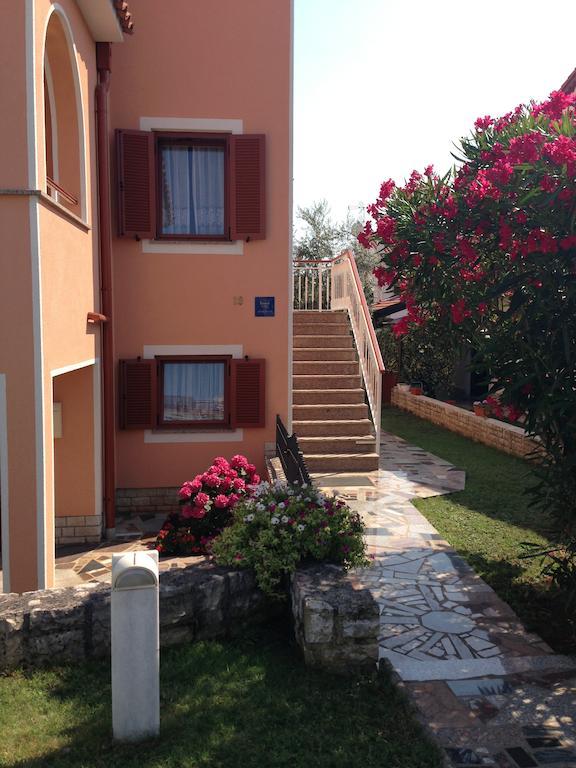 Apartments Zdjelar Porec Ngoại thất bức ảnh